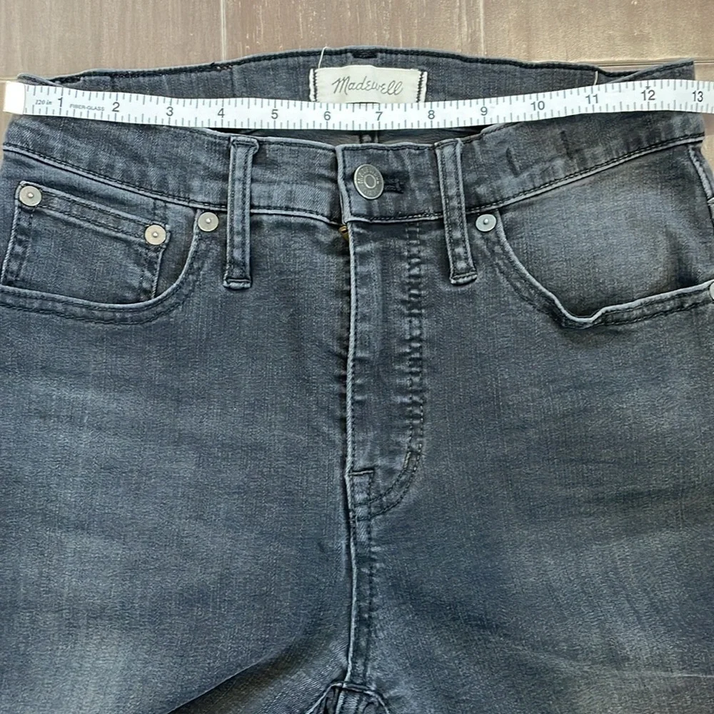 Madewell Cali Demi-Boot faded black high waist stretch jeans. Size 26T